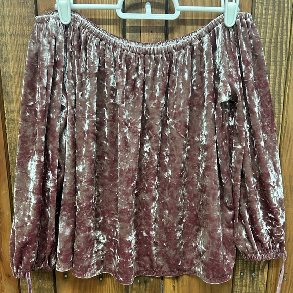 American Eagle size small pink off the shoulder top - Picture 5 of 8